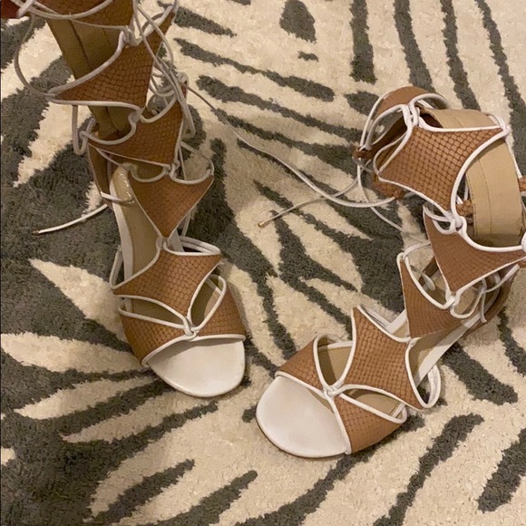 Vince Camuto gladiator sandals - Picture 1 of 2